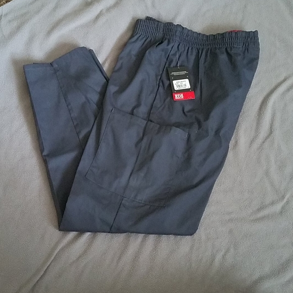 Petite Gray dickies scrub pants - Picture 3 of 3